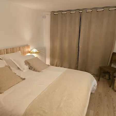 Charmante Pour 8 Personnes Avec Piscine Villa La Tremblade